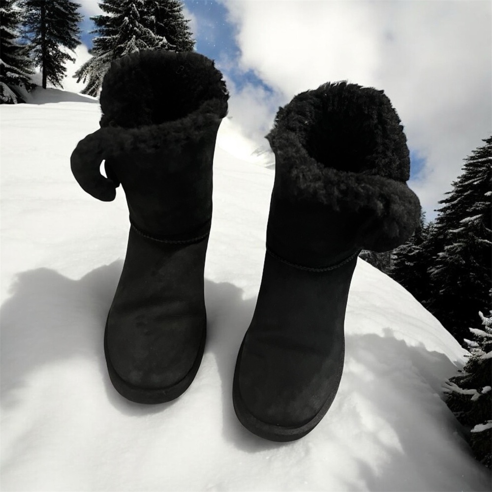 Ugg Bailey Button II Black Shearling Lined Boot/s… - image 2